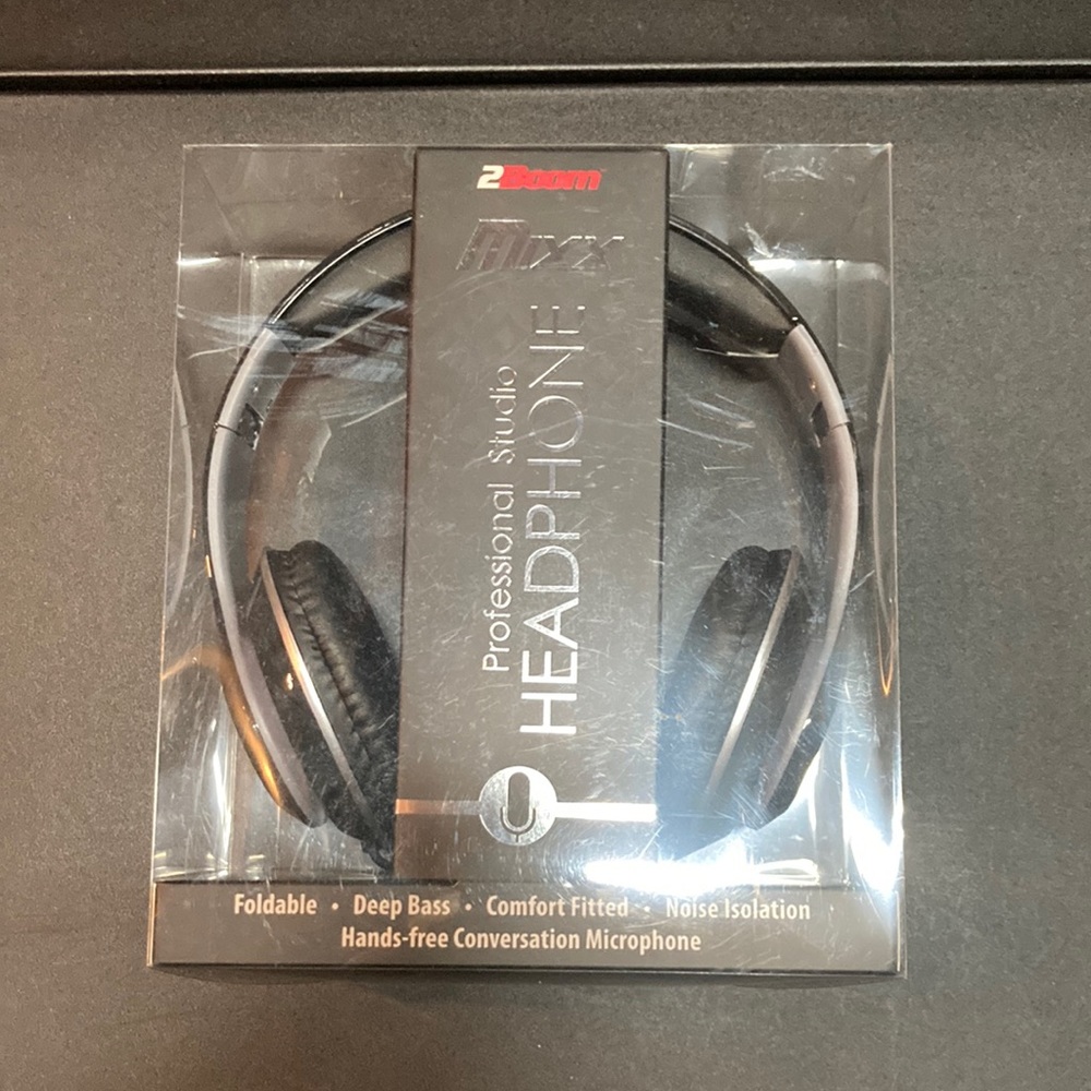 2Boom Studio Headphones